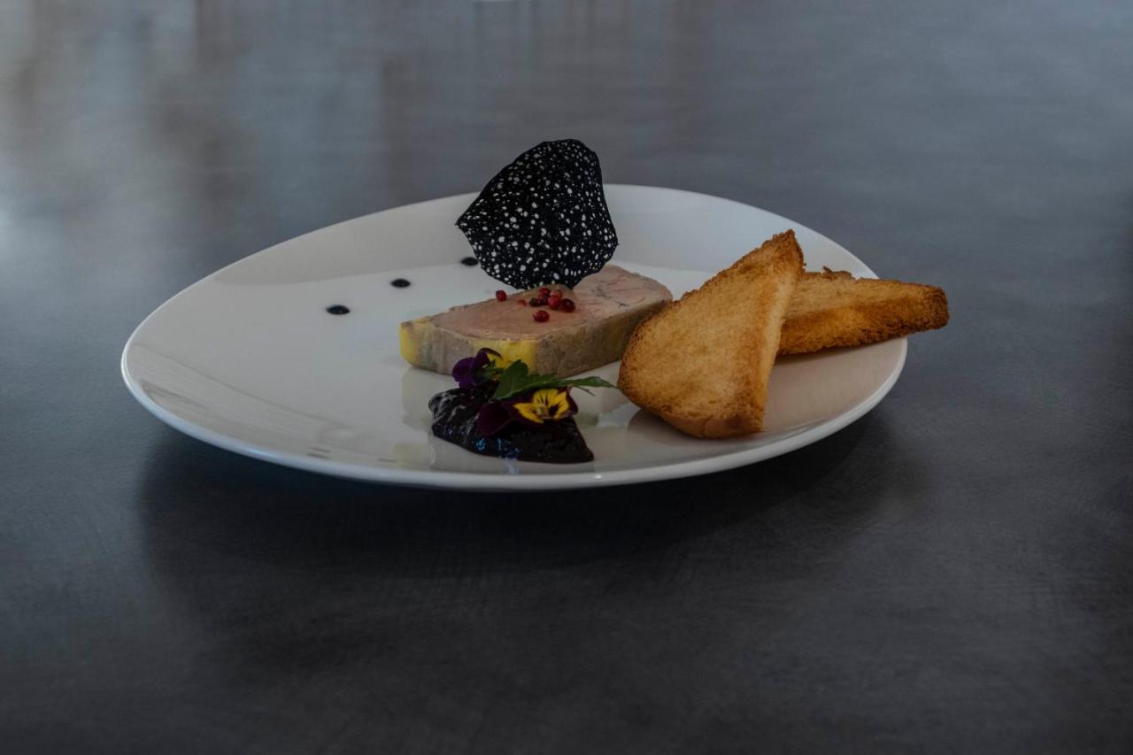 Logis Hotel Volcan Sancy Nébouzat Zewnętrze zdjęcie