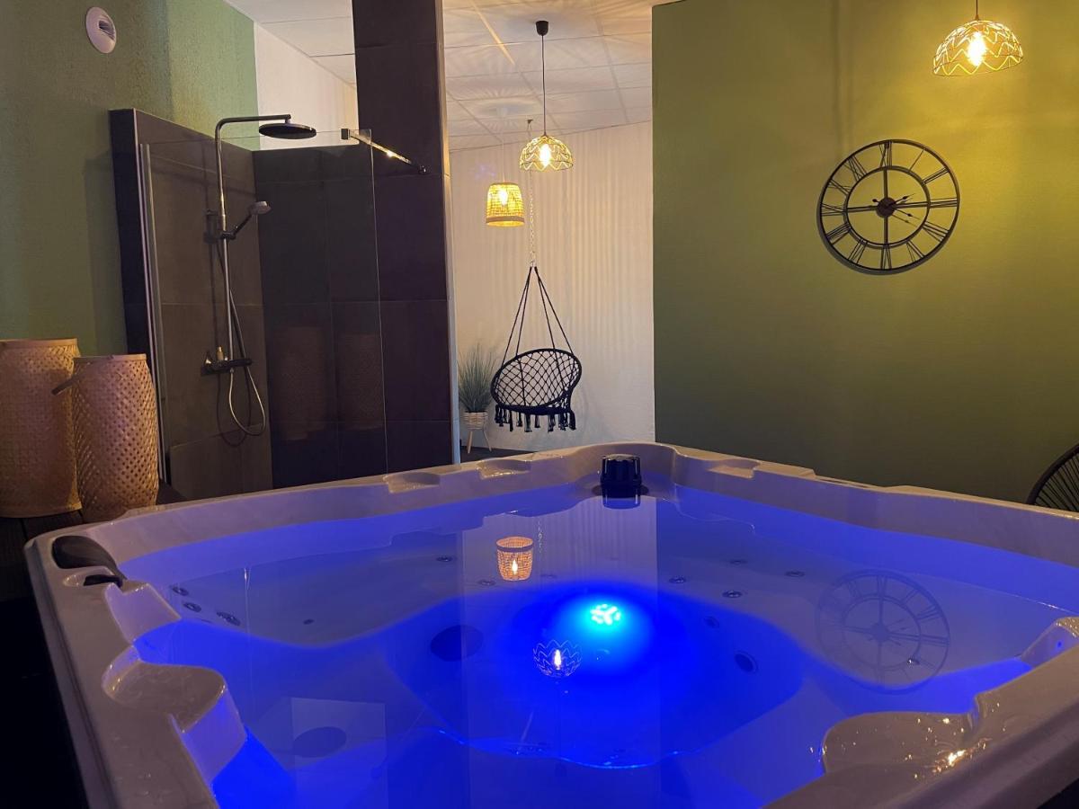Logis Hotel Volcan Sancy Nébouzat Zewnętrze zdjęcie
