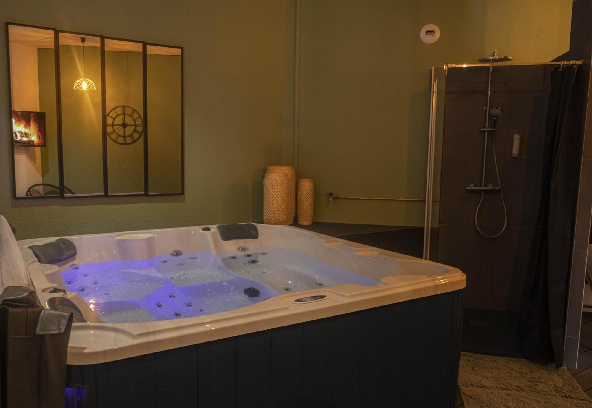 Logis Hotel Volcan Sancy Nébouzat Zewnętrze zdjęcie