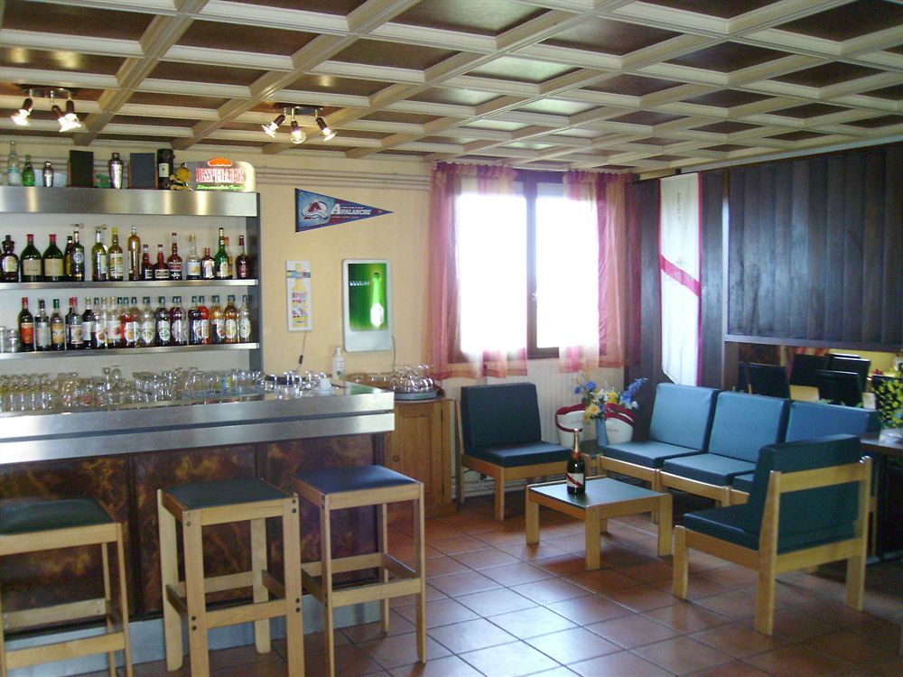 Logis Hotel Volcan Sancy Nébouzat Zewnętrze zdjęcie